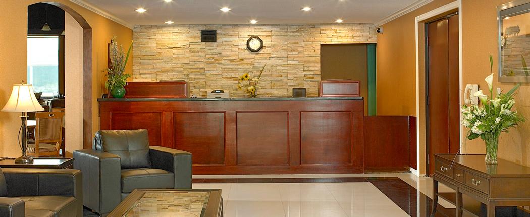 וויליאמס לייק Coast Fraser Inn מראה חיצוני תמונה